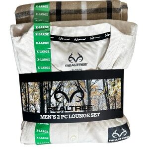 Realtree Men’s 2 piece Lounge Set NWT